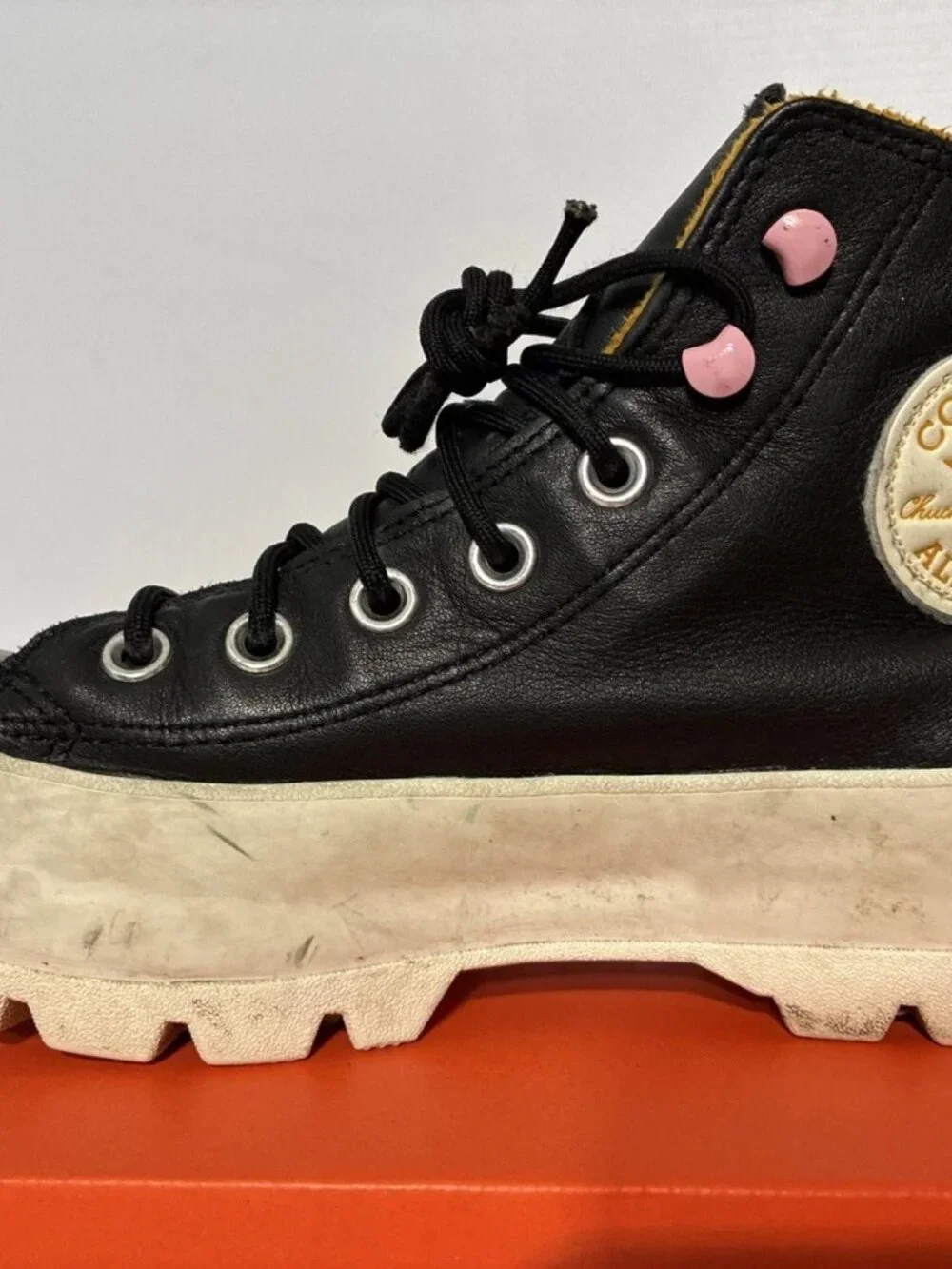 Converse Chuck Taylor Lugged Winter Hi Black Gore-Tex GTX Shoes Women's Sz 7.5